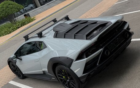 Lamborghini Huracán, 2024 год, 35 900 000 рублей, 8 фотография