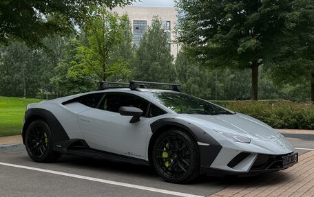 Lamborghini Huracán, 2024 год, 35 900 000 рублей, 17 фотография