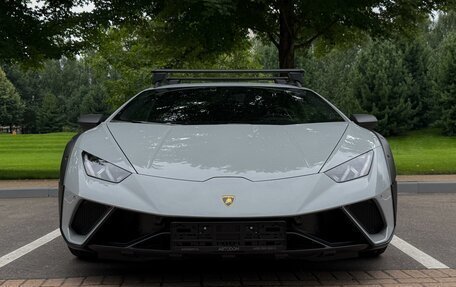 Lamborghini Huracán, 2024 год, 35 900 000 рублей, 21 фотография
