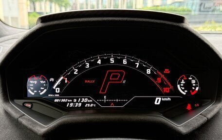 Lamborghini Huracán, 2024 год, 35 900 000 рублей, 31 фотография