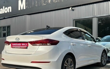 Hyundai Elantra VI рестайлинг, 2018 год, 1 230 000 рублей, 8 фотография