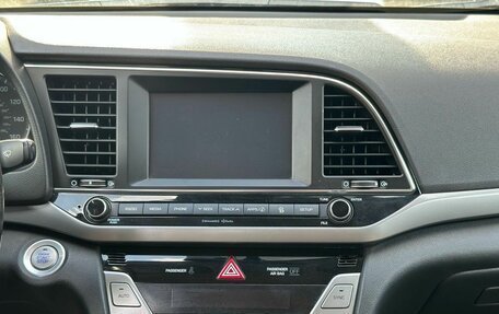 Hyundai Elantra VI рестайлинг, 2018 год, 1 230 000 рублей, 23 фотография