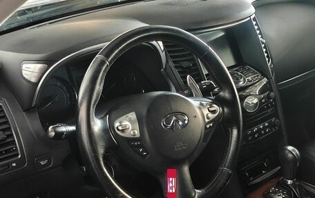 Infiniti FX II, 2011 год, 1 750 000 рублей, 11 фотография