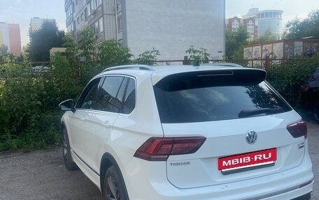Volkswagen Tiguan II, 2017 год, 2 390 000 рублей, 7 фотография