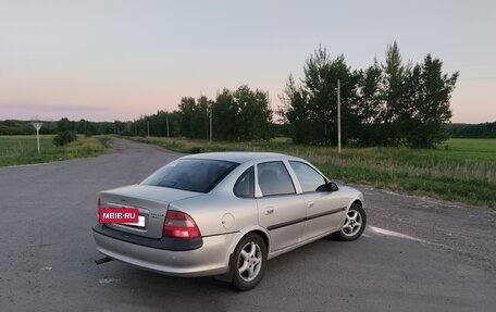 Opel Vectra B рестайлинг, 1998 год, 130 000 рублей, 4 фотография