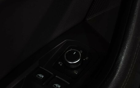 Volkswagen Touareg III, 2018 год, 4 239 000 рублей, 16 фотография