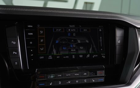 Volkswagen Touareg III, 2018 год, 4 239 000 рублей, 20 фотография