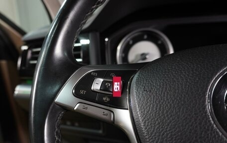 Volkswagen Touareg III, 2018 год, 4 239 000 рублей, 27 фотография