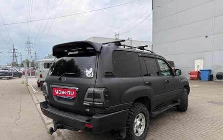 Toyota Land Cruiser 100 рестайлинг 2, 2007 год, 3 000 000 рублей, 5 фотография