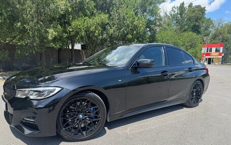 BMW 3 серия, 2019 год, 3 850 000 рублей, 3 фотография