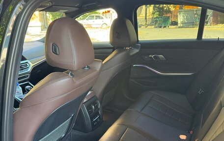 BMW 3 серия, 2019 год, 3 850 000 рублей, 11 фотография