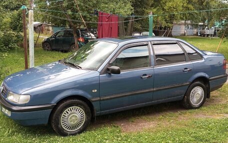 Volkswagen Passat B4, 1996 год, 250 000 рублей, 2 фотография