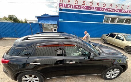 Infiniti FX I, 2005 год, 550 000 рублей, 4 фотография