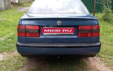 Volkswagen Passat B4, 1996 год, 250 000 рублей, 4 фотография