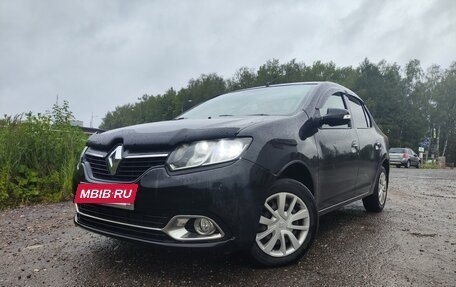 Renault Logan II, 2018 год, 700 000 рублей, 15 фотография