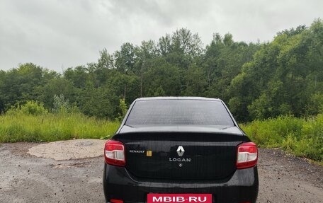 Renault Logan II, 2018 год, 700 000 рублей, 11 фотография