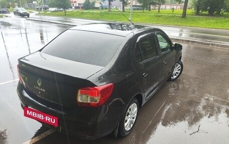 Renault Logan II, 2018 год, 700 000 рублей, 7 фотография