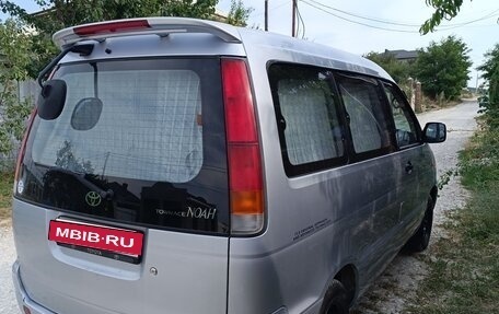 Toyota Town Ace III, 1997 год, 950 000 рублей, 3 фотография
