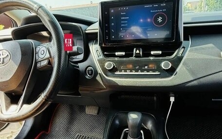Toyota Corolla, 2022 год, 2 050 000 рублей, 9 фотография