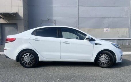 KIA Rio III рестайлинг, 2016 год, 950 000 рублей, 10 фотография