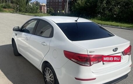 KIA Rio III рестайлинг, 2016 год, 950 000 рублей, 8 фотография