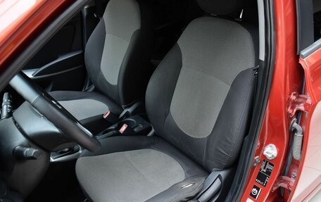 Hyundai Solaris II рестайлинг, 2012 год, 599 000 рублей, 14 фотография