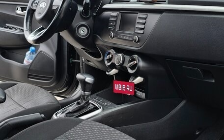KIA Rio IV, 2017 год, 1 290 000 рублей, 6 фотография