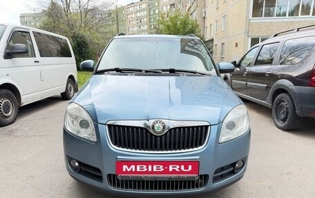 Skoda Fabia II, 2008 год, 400 000 рублей, 2 фотография