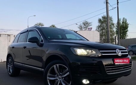 Volkswagen Touareg III, 2010 год, 2 100 000 рублей, 1 фотография