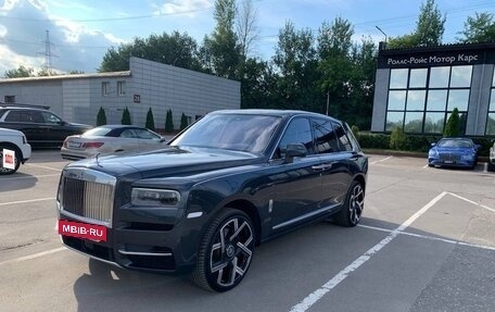 Rolls-Royce Cullinan, 2019 год, 14 000 000 рублей, 7 фотография