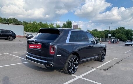 Rolls-Royce Cullinan, 2019 год, 14 000 000 рублей, 6 фотография