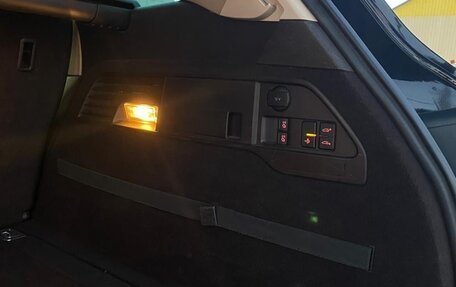 Volkswagen Touareg III, 2010 год, 2 100 000 рублей, 17 фотография