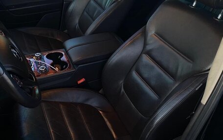 Volkswagen Touareg III, 2010 год, 2 100 000 рублей, 14 фотография