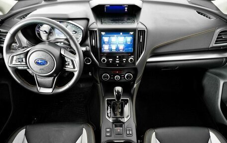 Subaru XV II, 2018 год, 2 499 000 рублей, 13 фотография