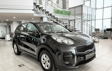 KIA Sportage IV рестайлинг, 2018 год, 1 799 000 рублей, 3 фотография