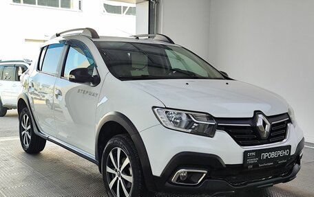 Renault Sandero II рестайлинг, 2018 год, 1 299 000 рублей, 3 фотография
