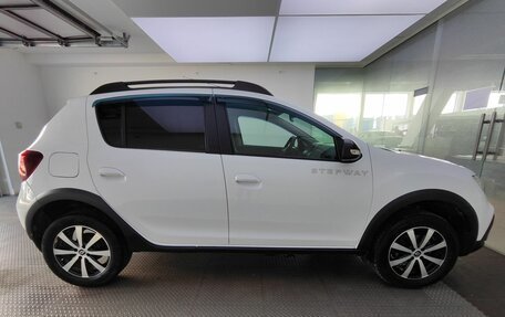 Renault Sandero II рестайлинг, 2018 год, 1 299 000 рублей, 5 фотография