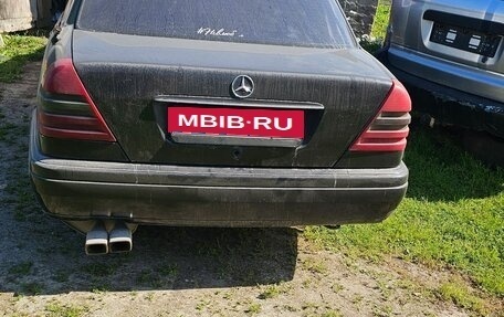 Mercedes-Benz C-Класс, 1996 год, 300 000 рублей, 4 фотография