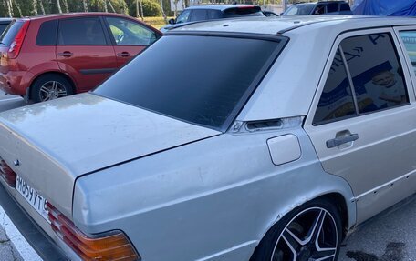 Mercedes-Benz 190 (W201), 1984 год, 135 000 рублей, 7 фотография