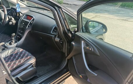 Opel Astra J, 2014 год, 799 000 рублей, 15 фотография