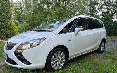 Opel Zafira C рестайлинг, 2014 год, 1 250 000 рублей, 1 фотография