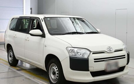 Toyota Probox I, 2021 год, 880 000 рублей, 1 фотография