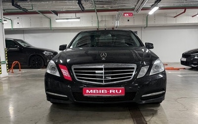 Mercedes-Benz E-Класс, 2012 год, 2 300 000 рублей, 1 фотография