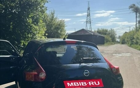 Nissan Juke II, 2011 год, 900 000 рублей, 3 фотография