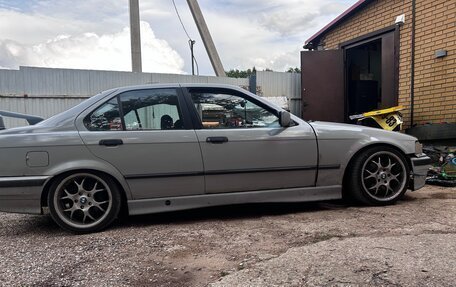 BMW 3 серия, 1995 год, 370 000 рублей, 6 фотография