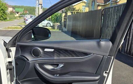 Mercedes-Benz E-Класс, 2020 год, 3 750 000 рублей, 11 фотография