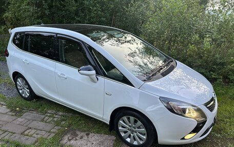 Opel Zafira C рестайлинг, 2014 год, 1 250 000 рублей, 3 фотография