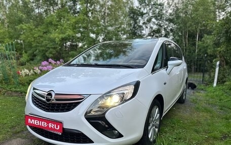 Opel Zafira C рестайлинг, 2014 год, 1 250 000 рублей, 5 фотография