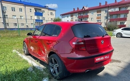BMW 1 серия, 2008 год, 550 000 рублей, 7 фотография