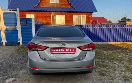 Hyundai Elantra V, 2013 год, 850 000 рублей, 4 фотография